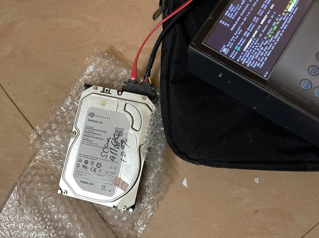 希捷 希捷监控硬盘2tb  seagate酷鹰skyhawk