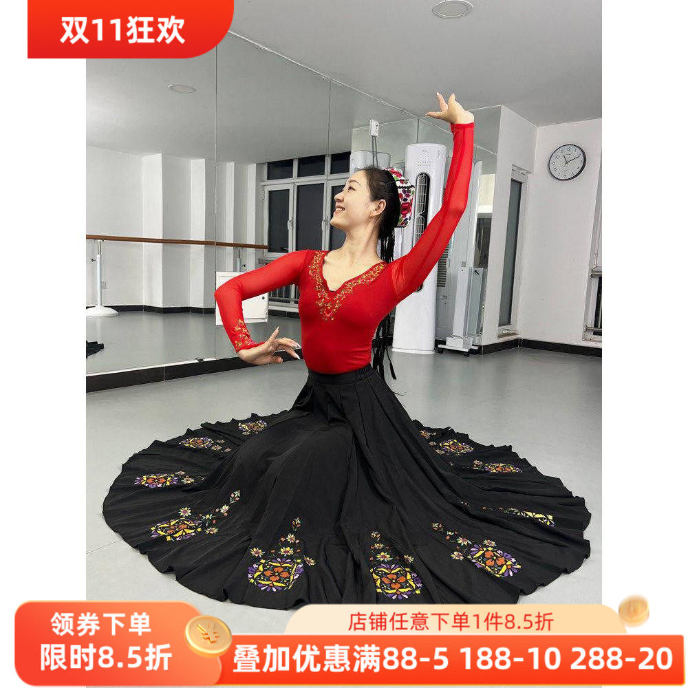 舞研依库维族舞蹈服装练功服