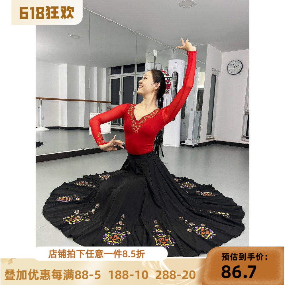 舞研依库维族舞蹈服装练功服
