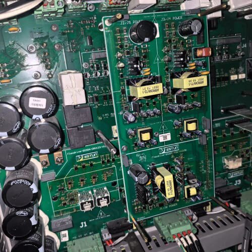 议价一拖六驱控一体 型号：FlexDrive-S030AP