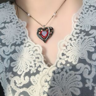 Marry超大夸张设计感个性黑桃心女王项链 镀18K 仿璀璨红宝石项坠