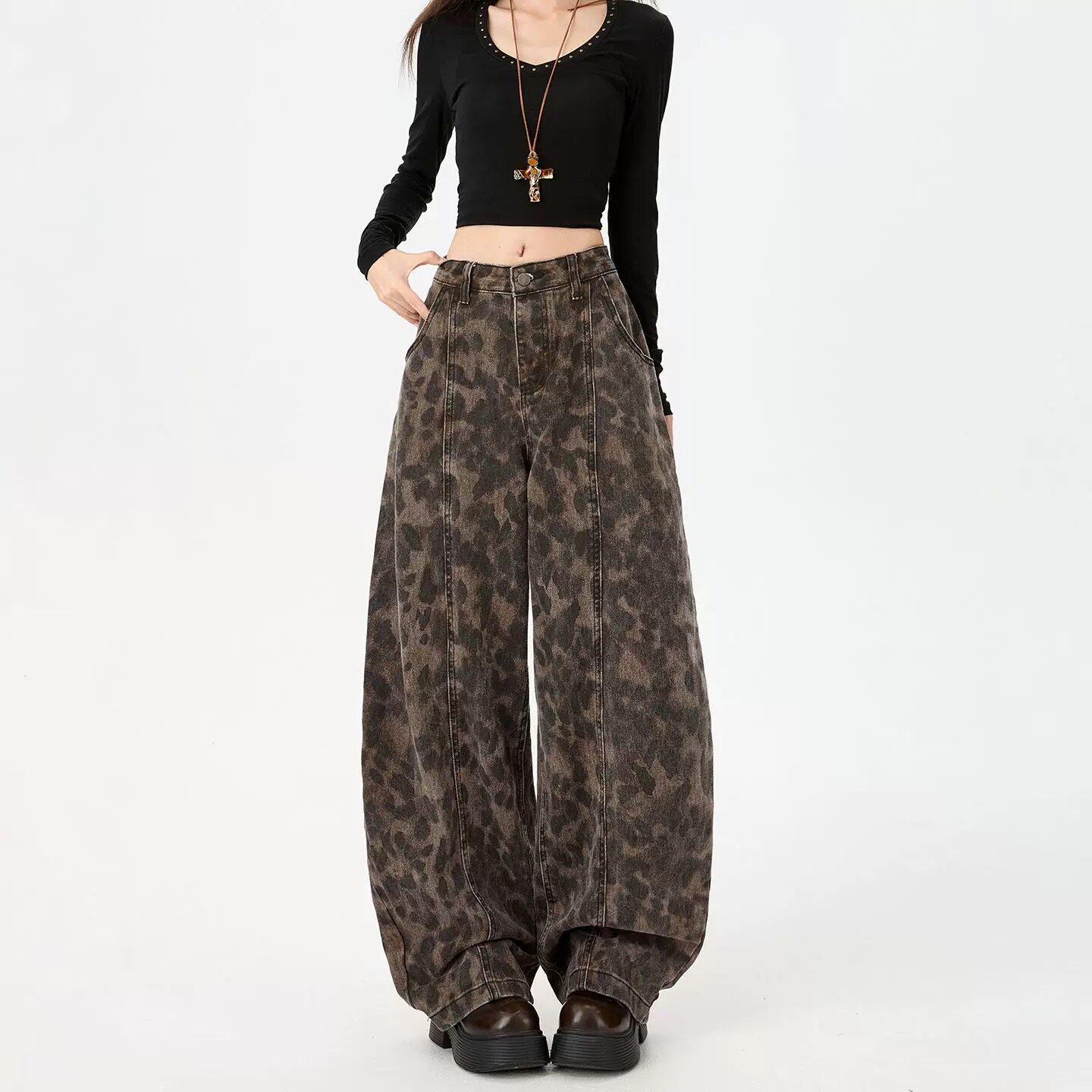 美式复古宽松豹纹牛仔裤女薄款春夏2026新款阔腿小众街头弯刀长裤
