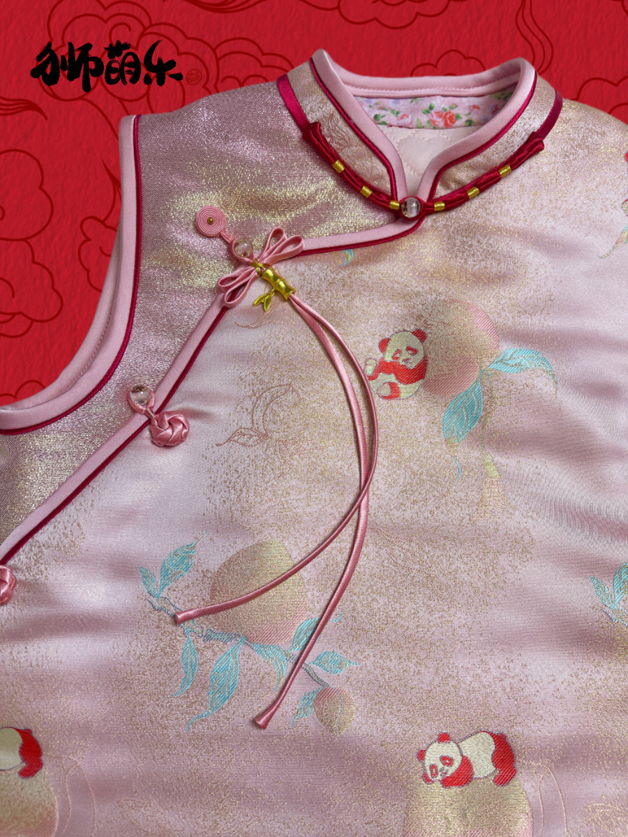 【熊猫抱桃】女童秋冬马甲粉金宋锦中国风背心过年节日喜庆唐装,童装/婴儿装/亲子装,唐装,淘宝优惠券,粉丝福利购,淘宝优惠卷