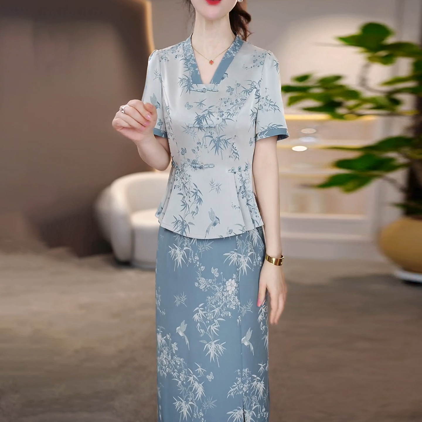 新中式国风套装连衣裙2025新款女夏季今年流行爆款气质妈妈两件套