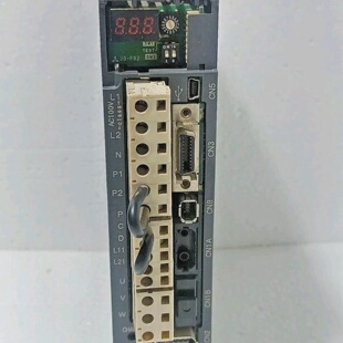 Mitsubishi MRJ320BS1 Azionamento Servo AC 400W 170V 2.8A  US