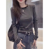 常规款 女秋季 T恤宽松显瘦上衣 打底衫 慵懒感圆领黑灰撞色条纹长袖