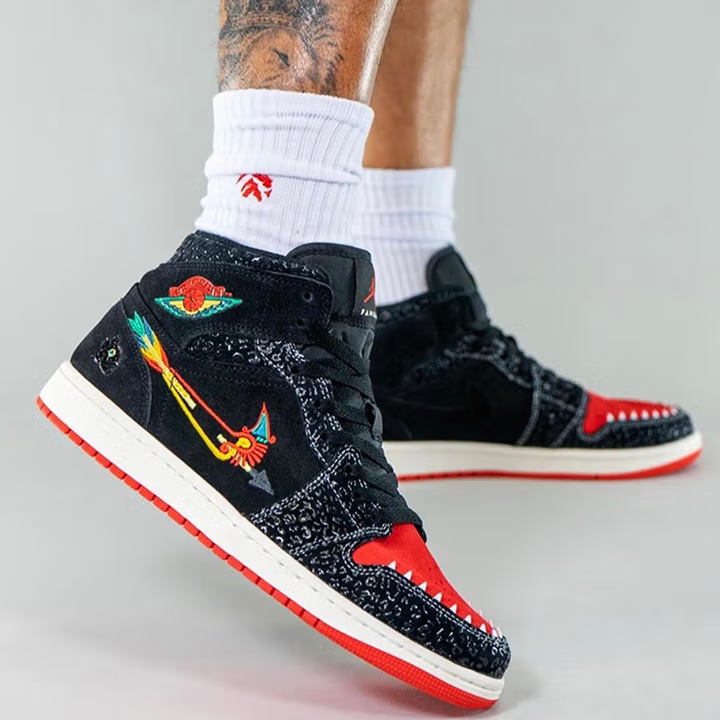 耐克 Air Jordan 1 AJ 1 乔1男子篮球鞋 黑红 亡灵节DN4904-001