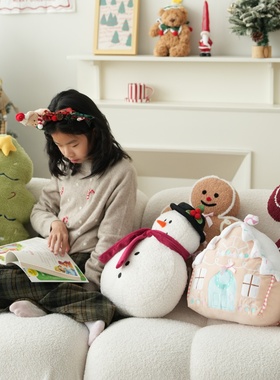 圣诞姜饼人毛绒公仔抱枕节日氛围感礼物高级感客厅沙发装饰靠垫