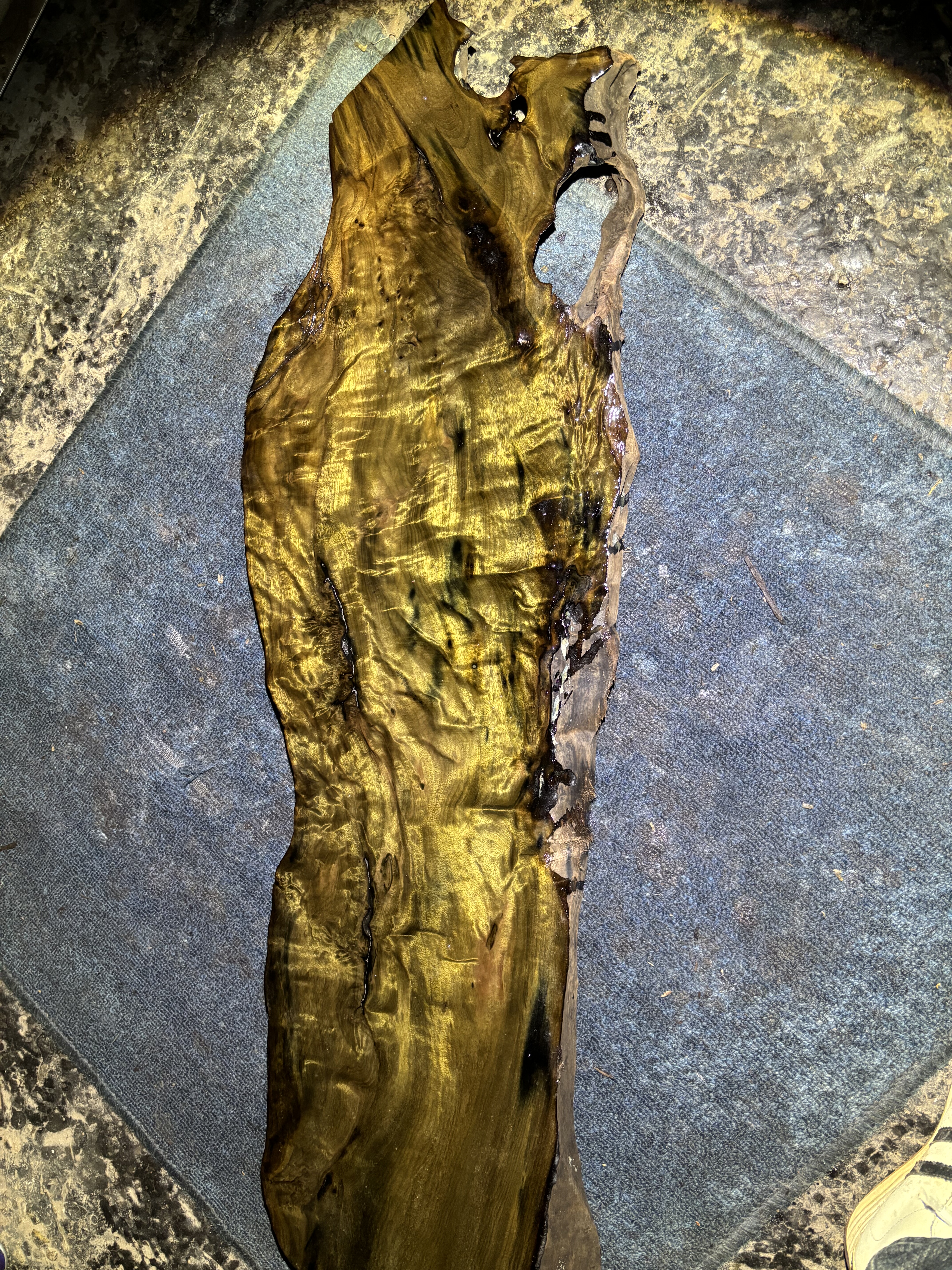 阴沉金丝楠乌木料小叶桢楠香味保真正品闪电龙胆茶盘料镇尺料板料