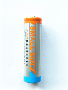 小太阳18650电池2400锂电池强光手电电池充电638a电池3.7v