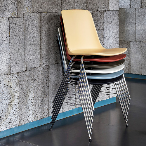 &Tradition彩色餐椅靠背椅办公椅