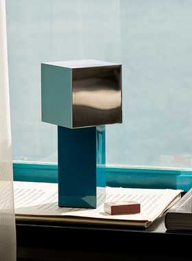 sort丹麦&Tradition立方体镜面小台灯复古装饰氛围灯北欧现代ATD7