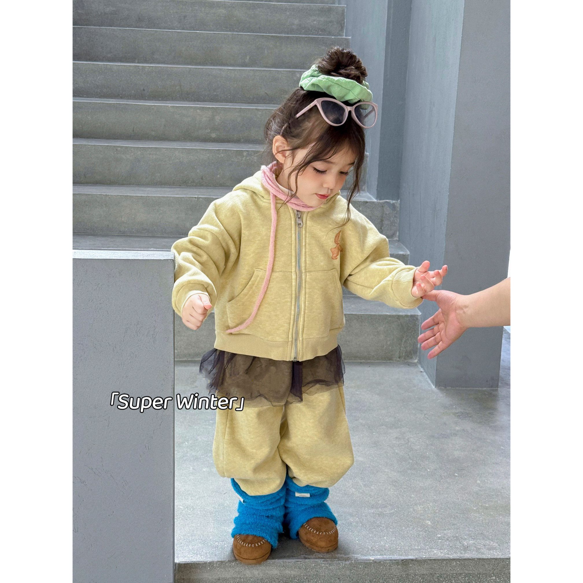 女童冬季卡通卫衣外套休闲套装