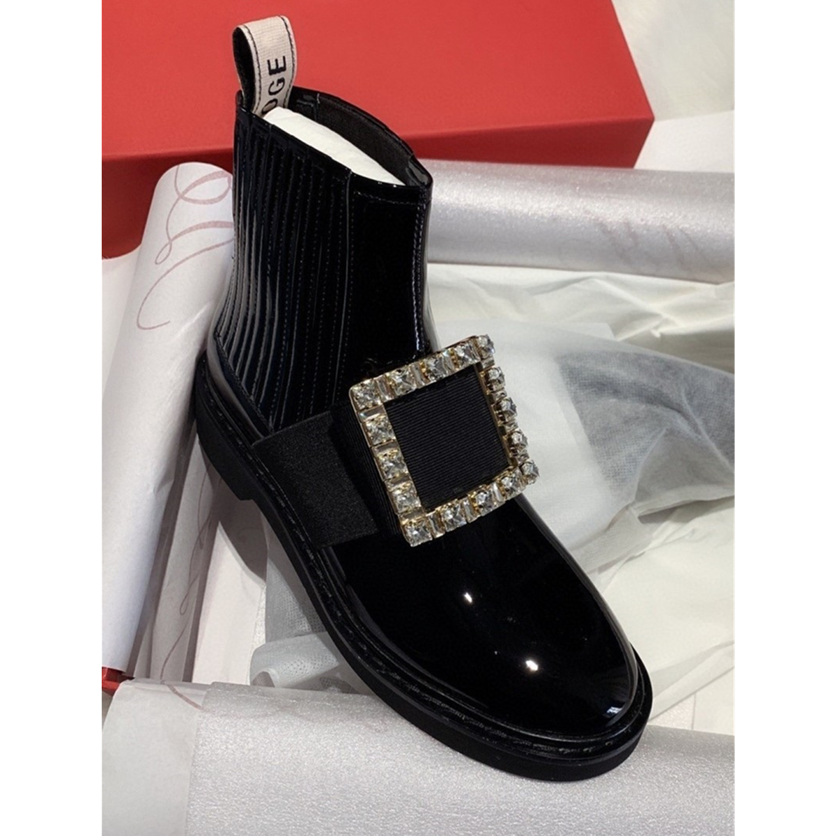 rv短靴方扣水钻粗跟马丁靴女春秋单靴2021年新款漆皮黑色切尔西靴