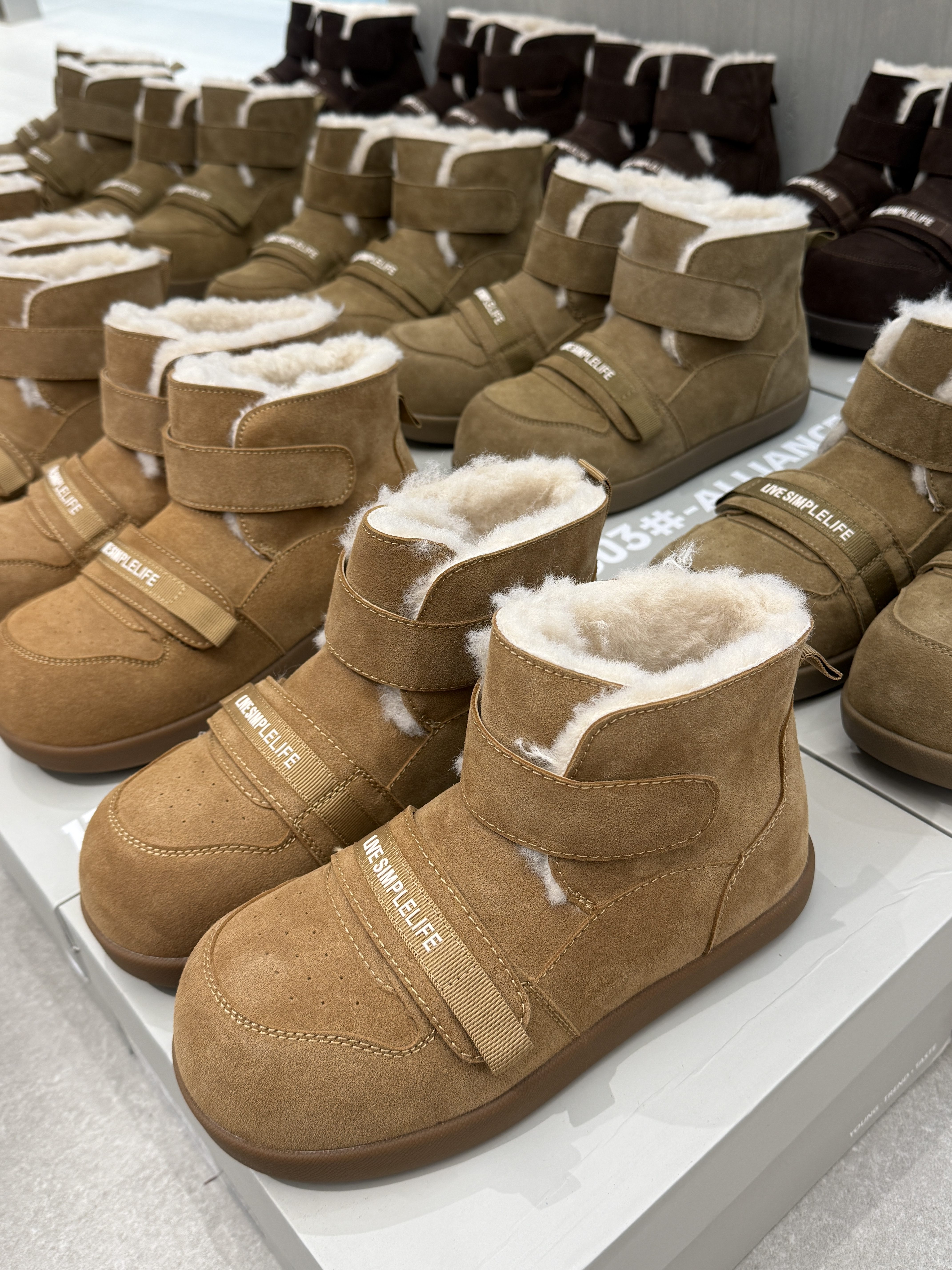 新款羊毛真皮雪地靴女冬季保暖加厚棉鞋底增高勃肯靴女鞋4000,女鞋,时尚雪地靴,淘宝优惠券,粉丝福利购,淘宝优惠卷