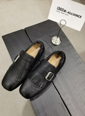 春款真皮复古流苏带扣雕花穆勒鞋时尚百搭平底乐福鞋女单鞋15128