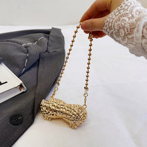 超迷你个性金属花生造型小包包女2025爆款单肩链条百搭斜跨配饰包