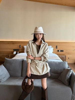 韩系2025秋冬季新款洋气百搭显瘦高级感气质假两件收腰衬衫女潮