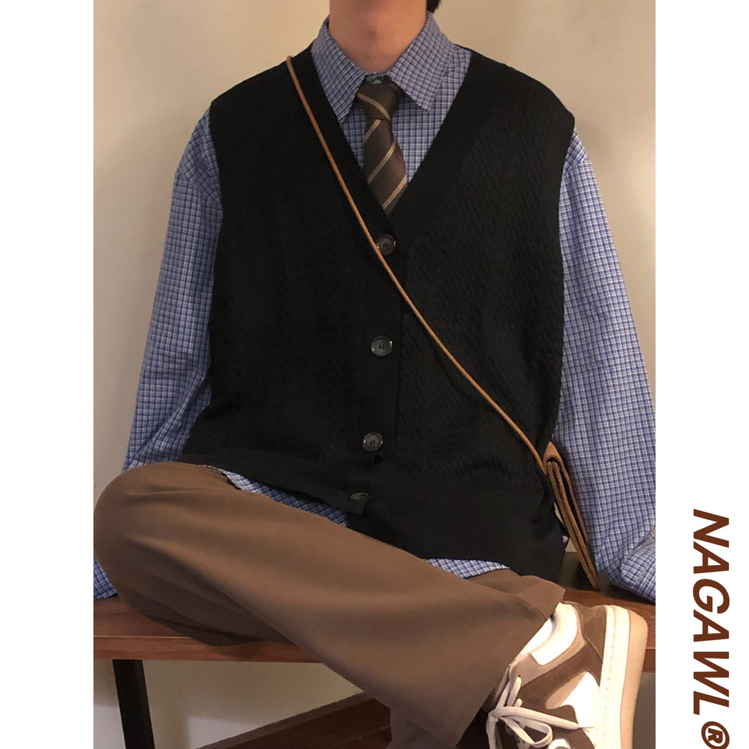 NAGAWL2025冬美式复古宽松日系学院风V领毛衣马甲针织衫背心男潮