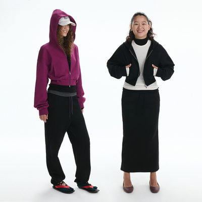 RA everyday “散步”连帽短款卫衣外套 黑色/莓果