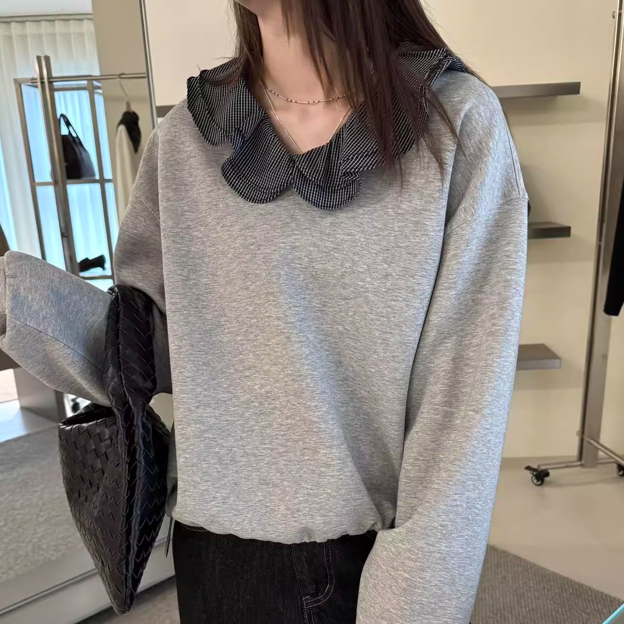 荷叶边娃娃领抽绳宽松套头卫衣