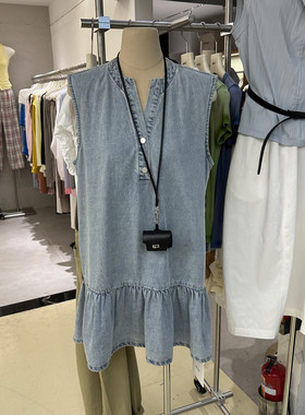 纯色荷叶边无袖背心牛仔连衣裙