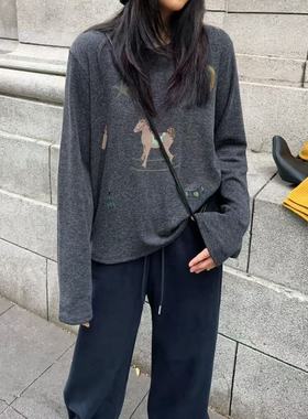 BEYOURSELF 圆领卡通木马刺绣加绒长袖T恤打底衫T86128