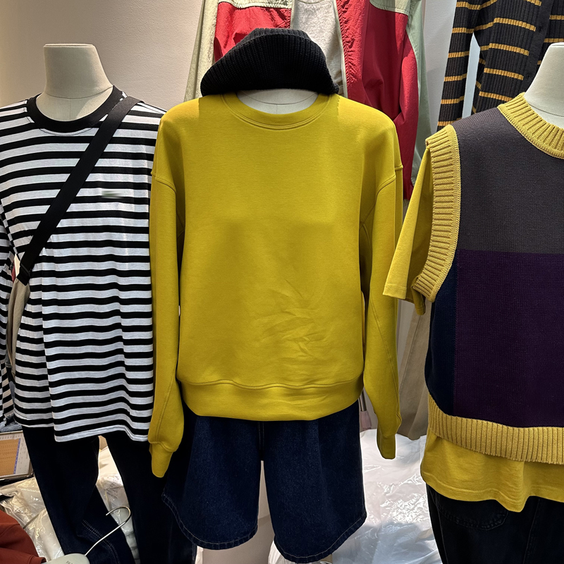 圆领纯色简约宽松套头卫衣打底衫