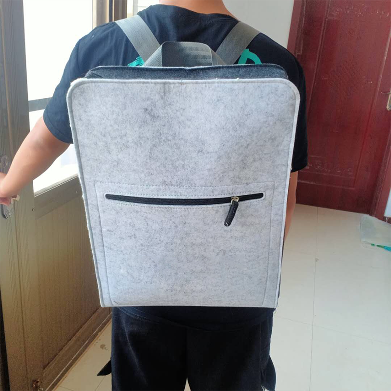 正品毛毡双肩背包大容量旅行袋