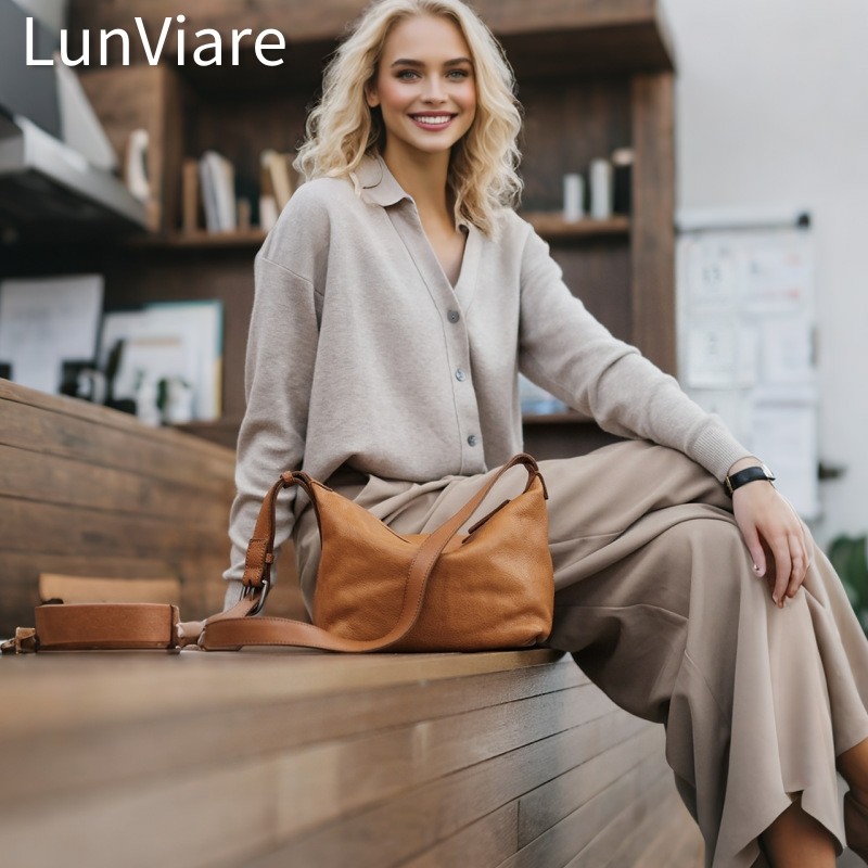 LunViare复古小众日系软皮hobo包