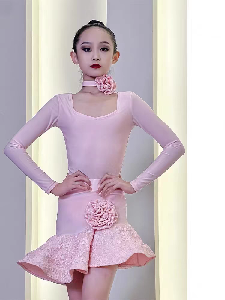2024秋冬新款拉丁舞服女童专业表演练功服高级大裙摆鱼骨网红套装