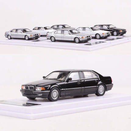 DCM 1:64 宝马BMW E38 7-Series仿真合金汽车模型