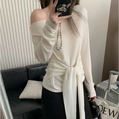 高级感荡领松弛腰带收腰毛针织衫