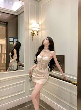重工亮片拼接杏色抹胸连衣裙收腰裙女网红小香风潮流