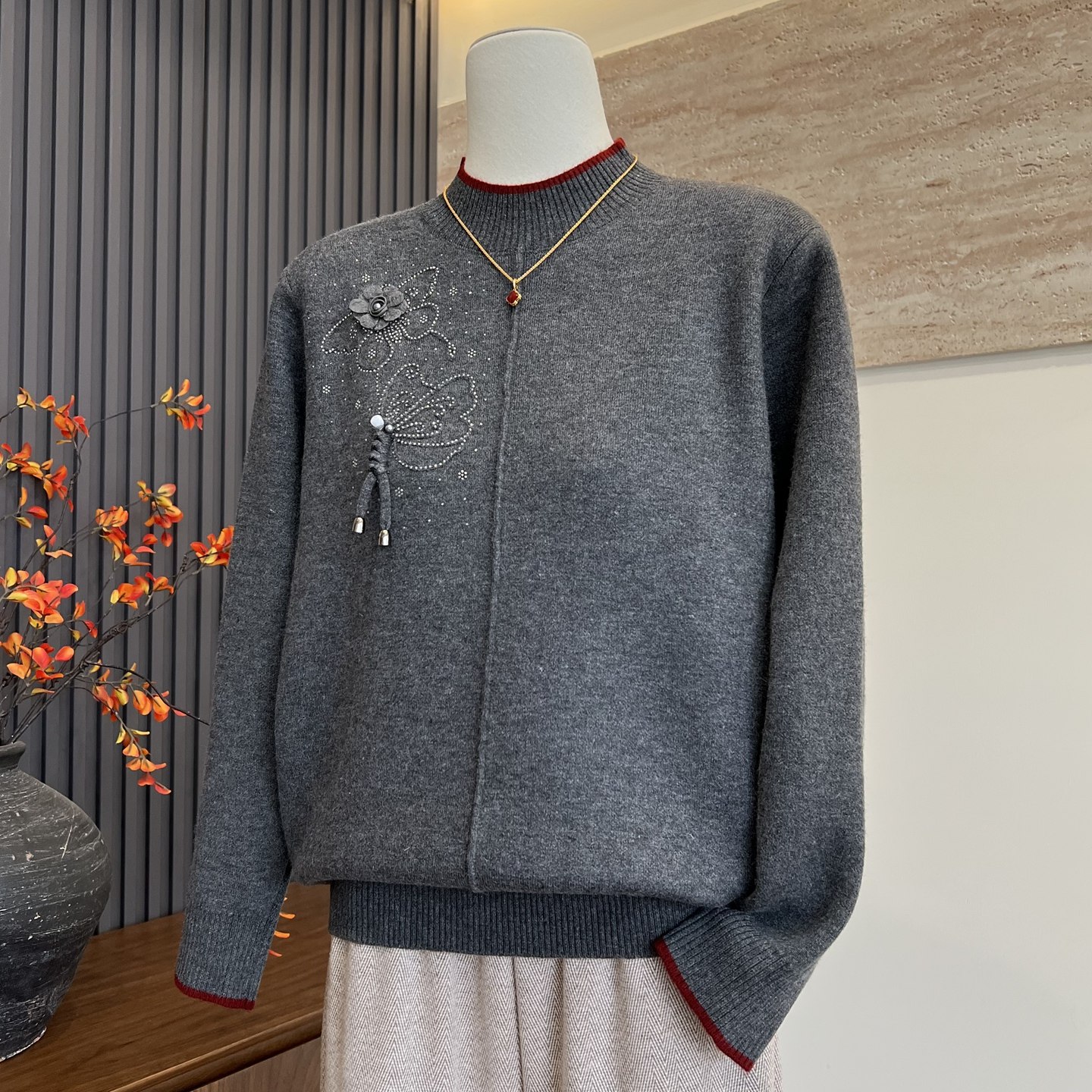 妈妈装新款冬季半高领加厚上衣