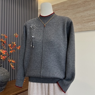 时尚妈妈装新款冬季半高领加厚上衣中老年女士纯色一体绒保暖毛衣