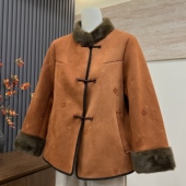 气质妈妈装 新款 冬毛领厚款 时尚 保暖开衫 中老年女皮毛一体保暖外套