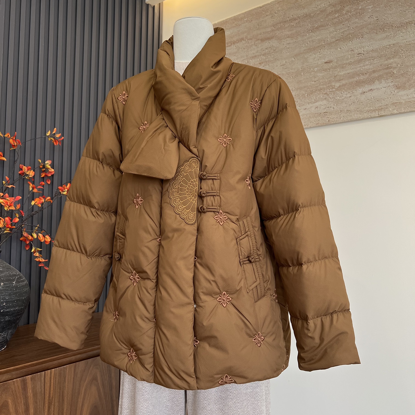 时尚新款妈妈装冬季90白鸭绒外套