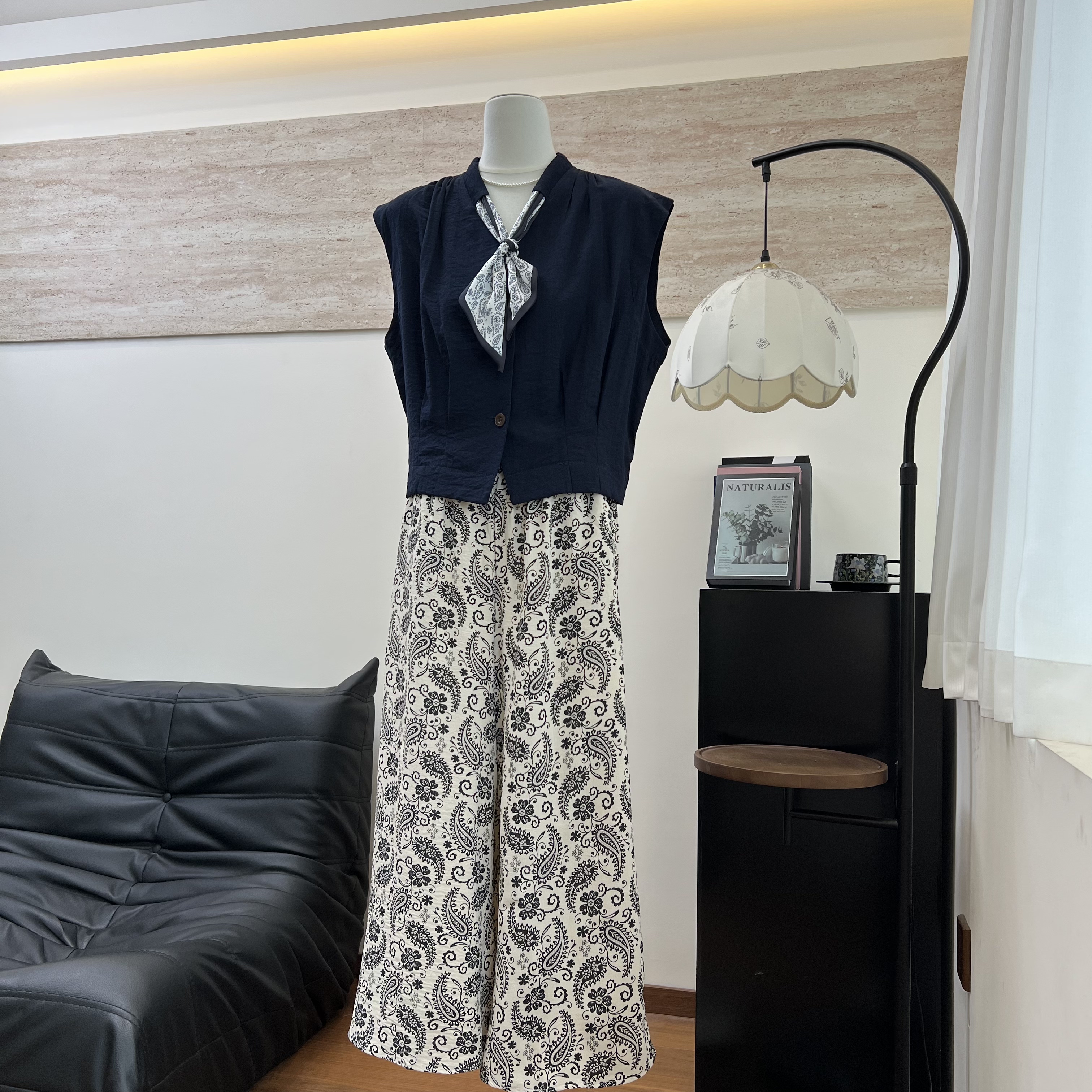 新款妈妈装夏季无袖T恤开衫套装