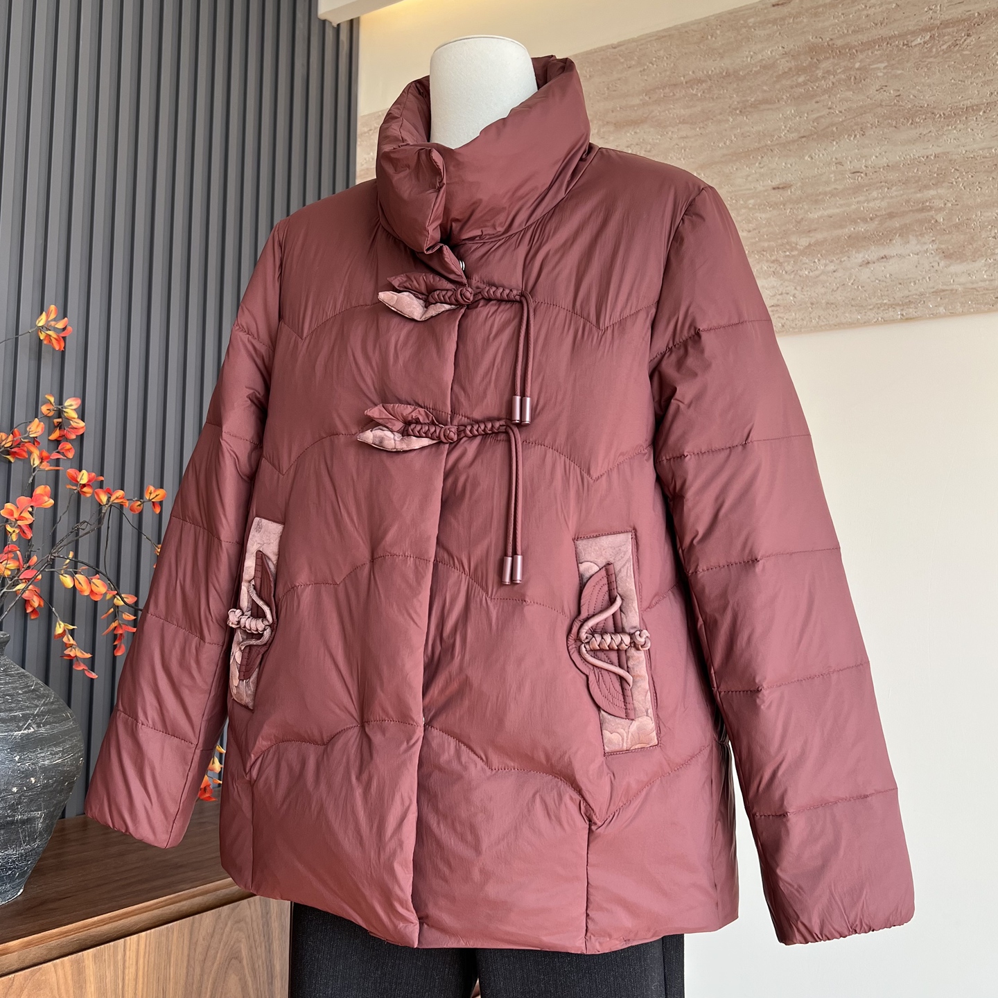 妈妈装冬季时尚拉链鸭绒保暖开衫