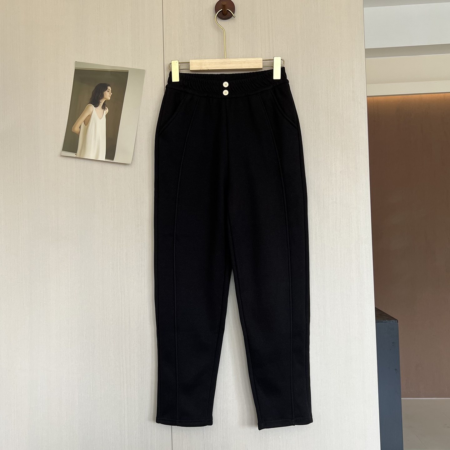 新款妈妈装秋冬季休闲九分裤松紧腰中老年女奶奶款加绒保暖小脚裤