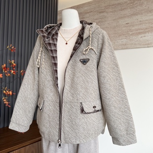 时尚新款妈妈装冬季加厚加绒连帽抽绳开衫中老年女士保暖棉服外套