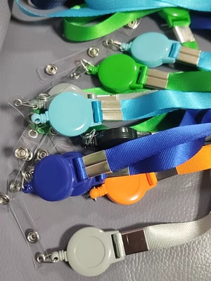 易拉扣挂绳吊绳工牌套伸缩扣