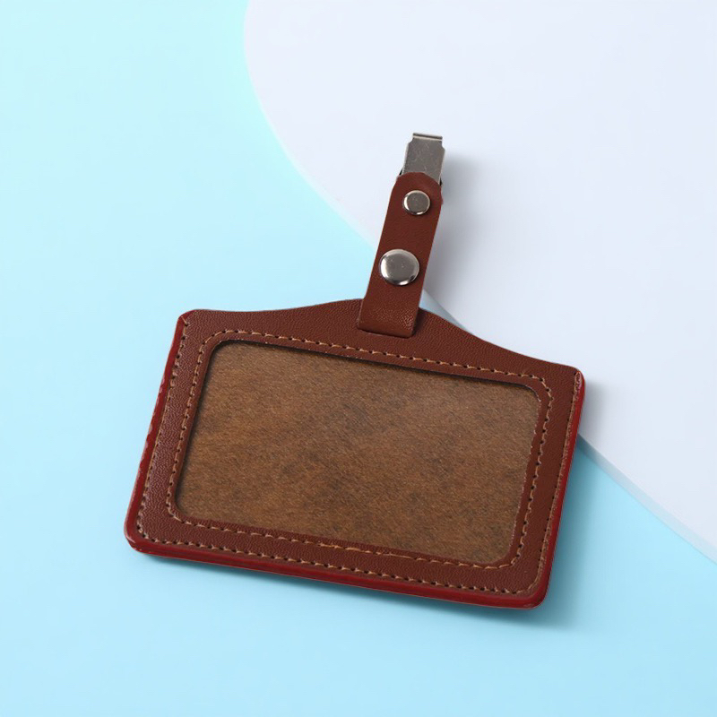批发校园学生胸牌皮革卡套配证夹扣公交饭卡工作证门禁卡仿皮卡套