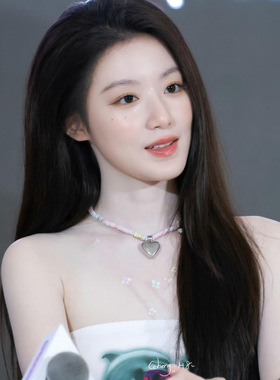 韩国小众新款 叶舒华同款 彩色串珠爱心小雏菊吊坠项链