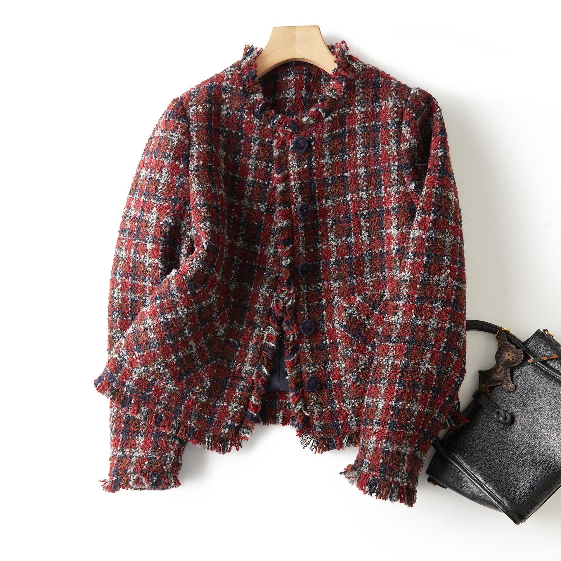 优雅香风拉毛含羊毛粗花呢夹花编织 单排扣圆领短款秋外套G110315