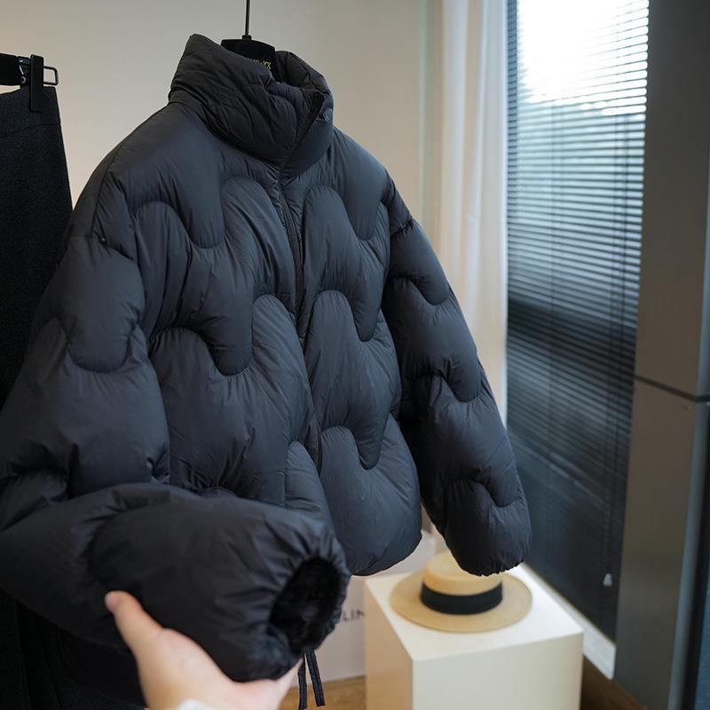 软到心尖！90白鸭绒立领保暖泡芙短款羽绒服女面包服冬季G103119