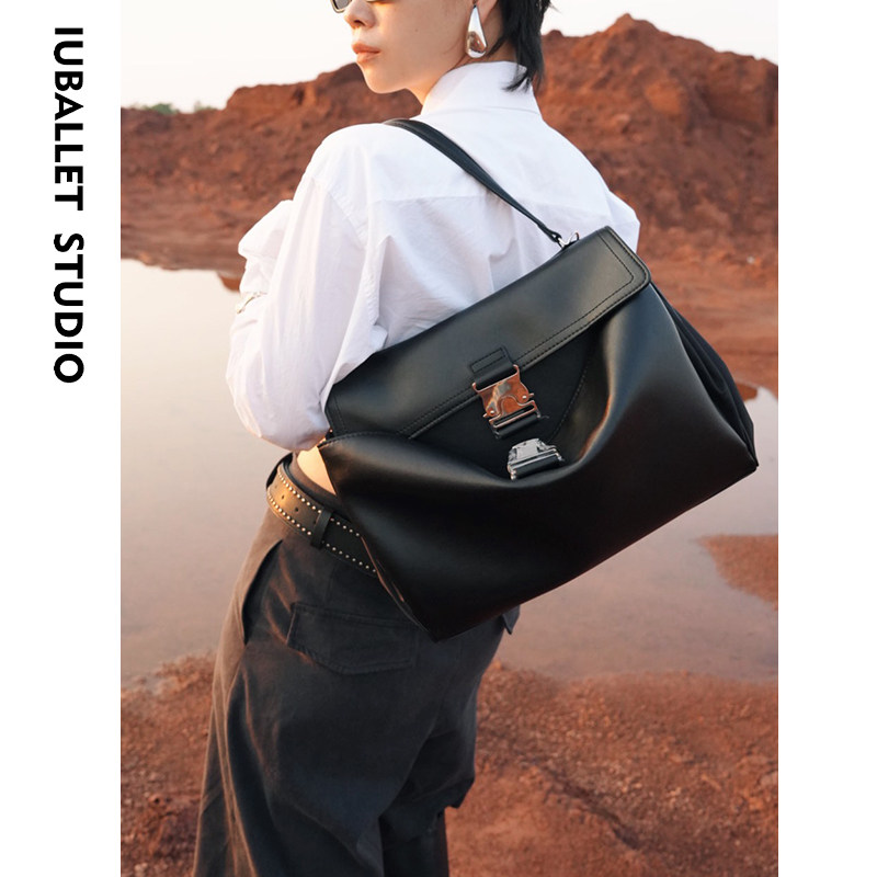 IUBALLET新品2026新品大容量真皮托特包高级感锁扣腋下包通勤大包