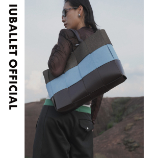 大容量牛皮托特包单肩腋下包通勤电脑包 新品 IUBALLET 进度条