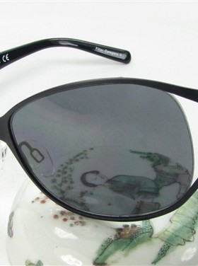 墨镜镂空金色框太阳镜